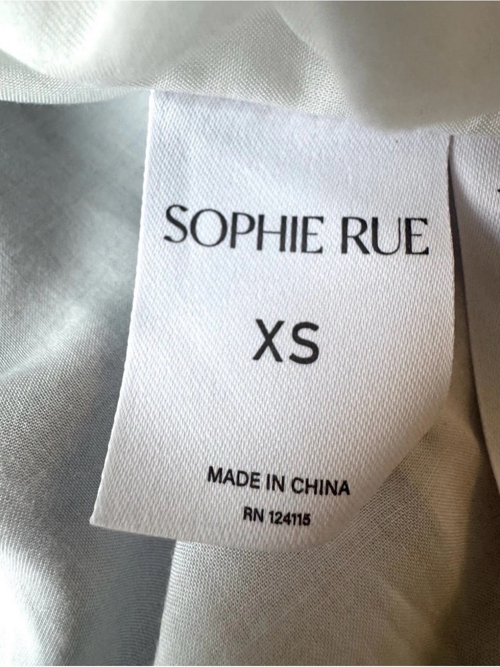 Sophie Rue Finn Dress XS
French Blue Tie Front Midi Smocked Back EUC Coastal EUC - Picture 4 of 14